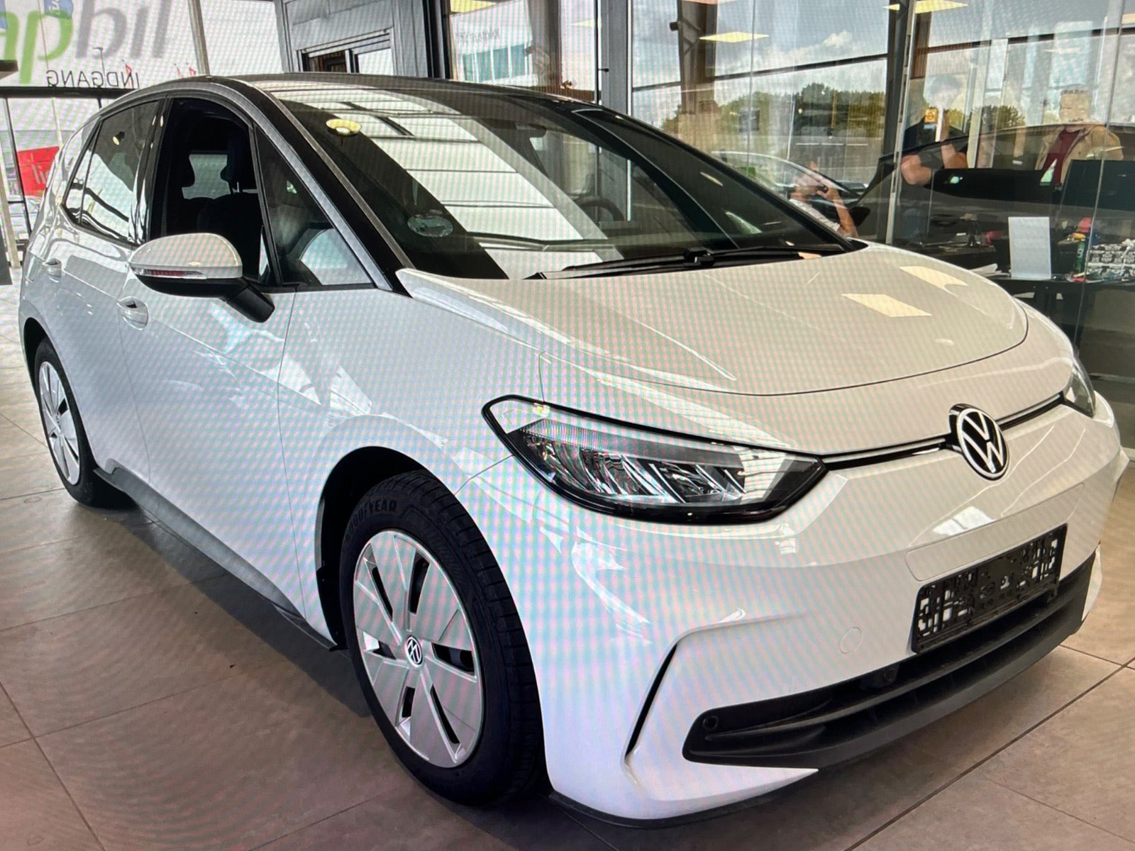 Hvid VW ID.3 fra 2024