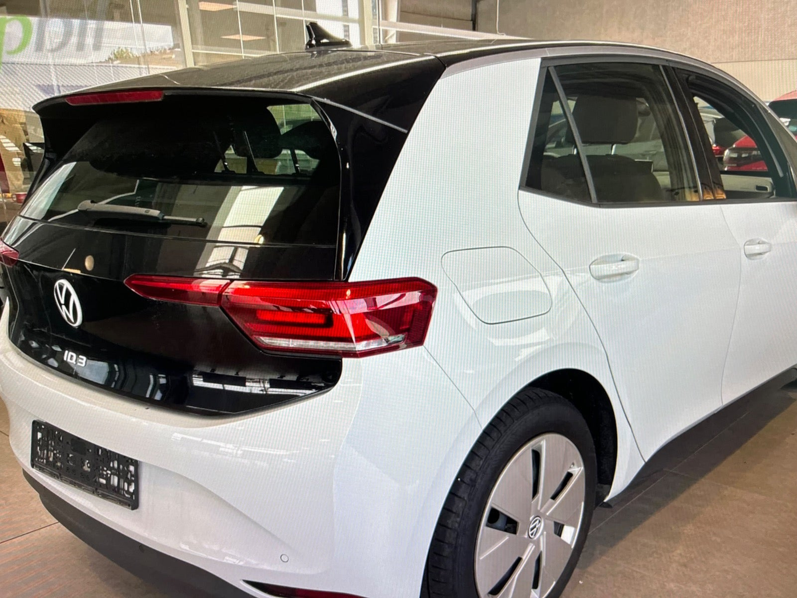 Hvid VW ID.3 fra 2024