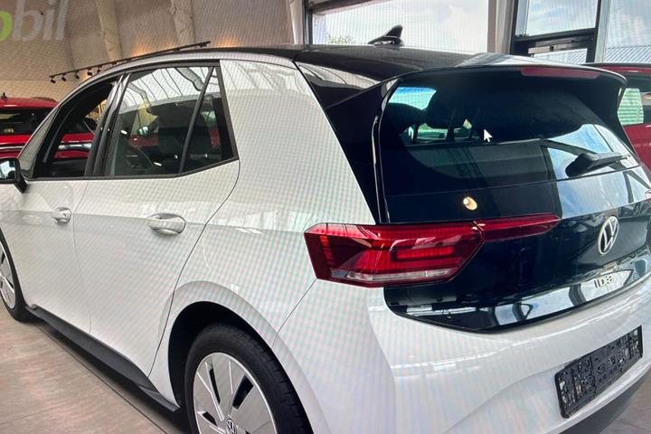 Hvid VW ID.3 fra 2024