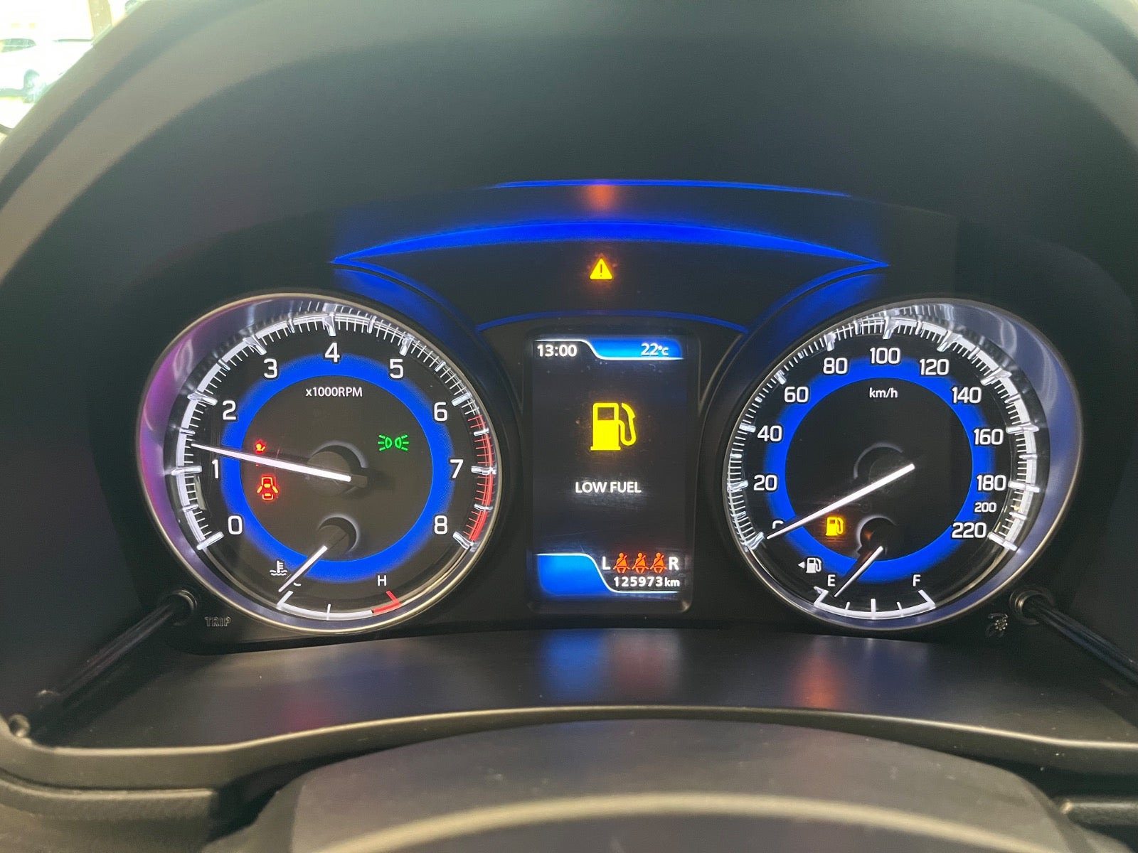Grå Suzuki Baleno fra 2016