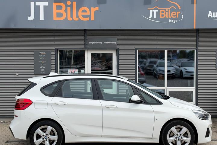 Hvid BMW 225xe fra 2019