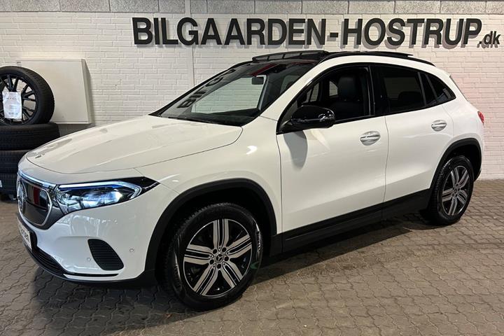 Hvid Mercedes EQA250 fra 2023