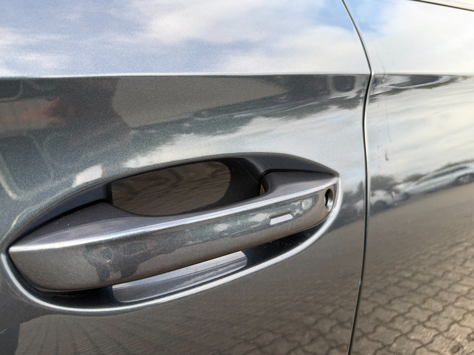 Sort Cupra Leon fra 2024