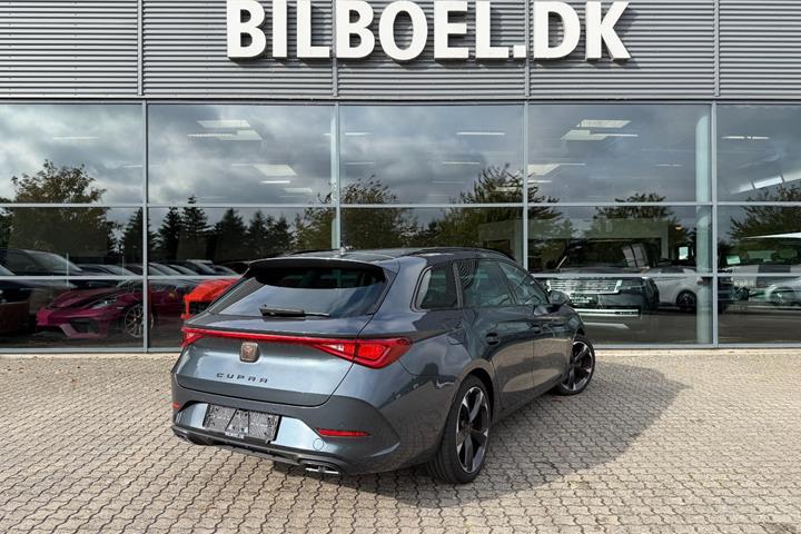 Sort Cupra Leon fra 2024