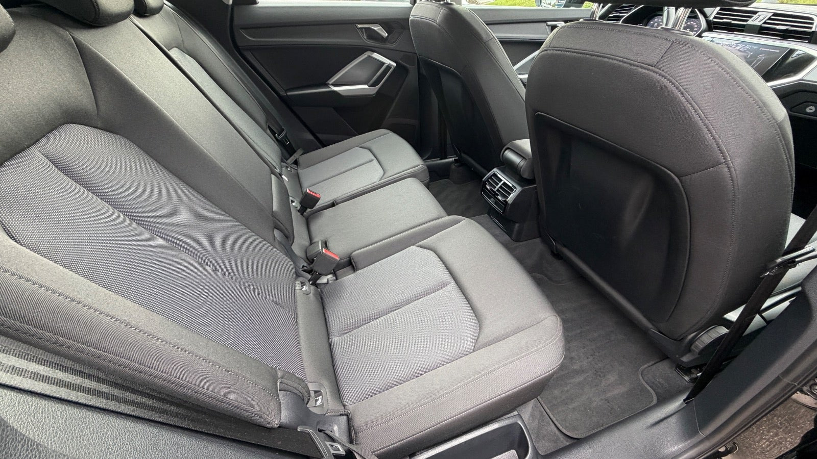Sort Audi Q3 fra 2023