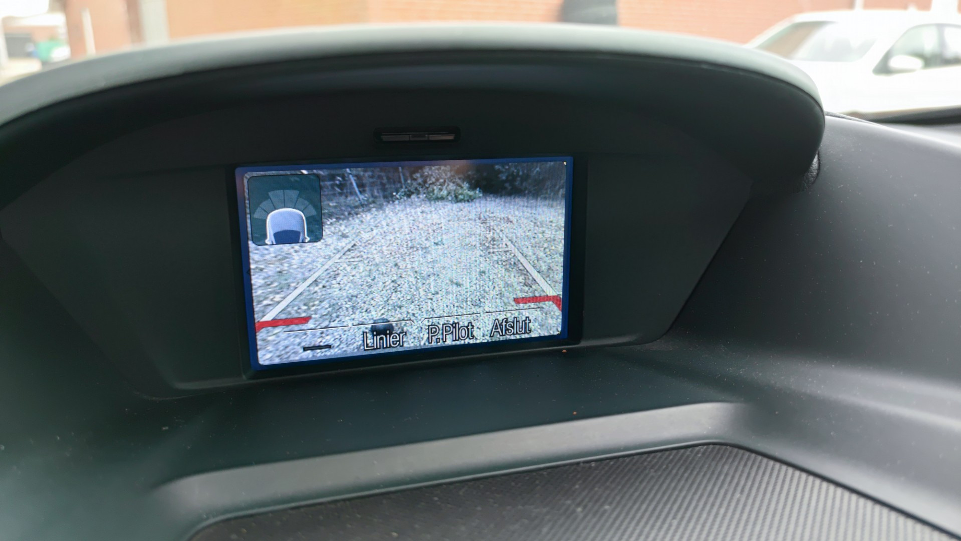 Grå Ford C-MAX fra 2014