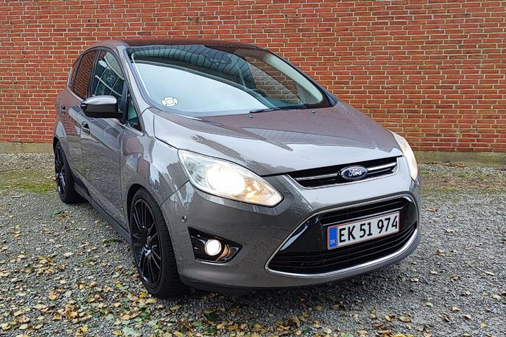 Grå Ford C-MAX fra 2014