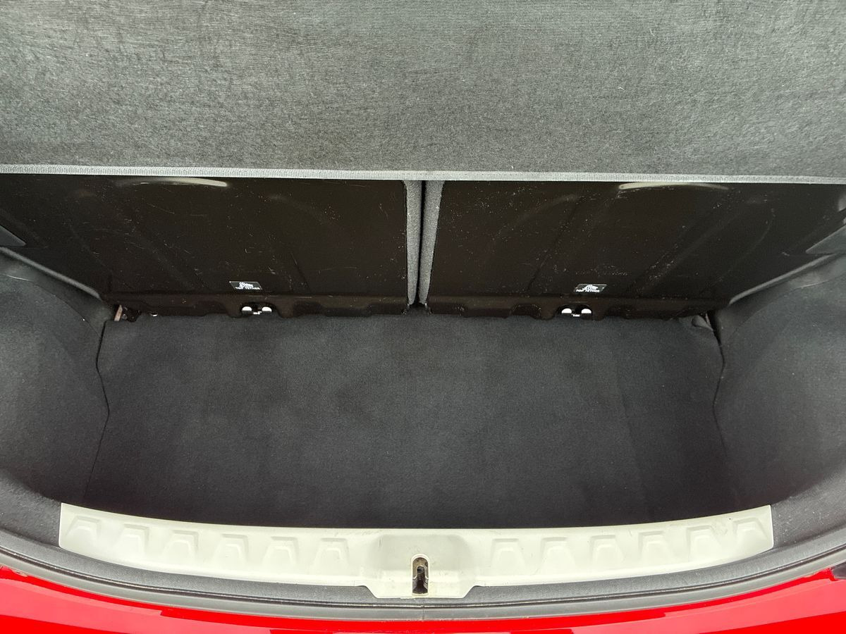 Rød Toyota Aygo fra 2017