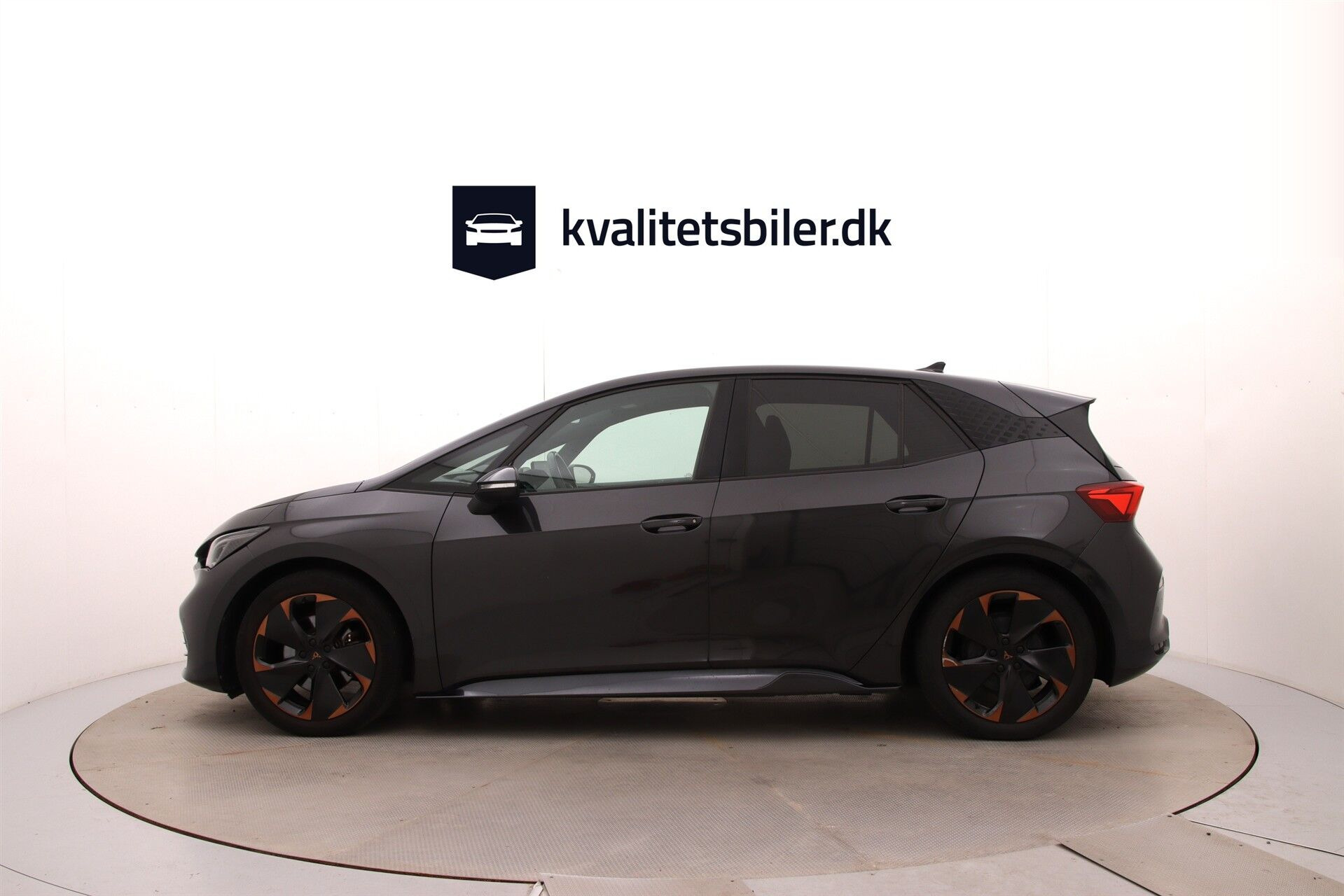Grå Cupra Born fra 2021