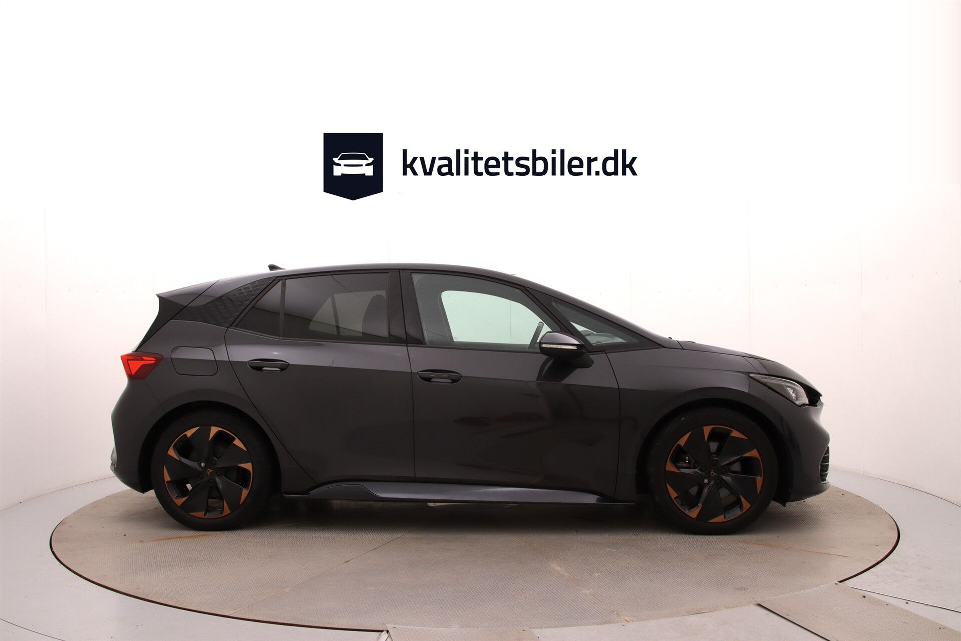 Grå Cupra Born fra 2021