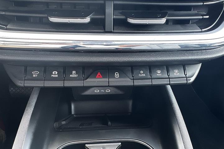 Sort Skoda Enyaq fra 2023