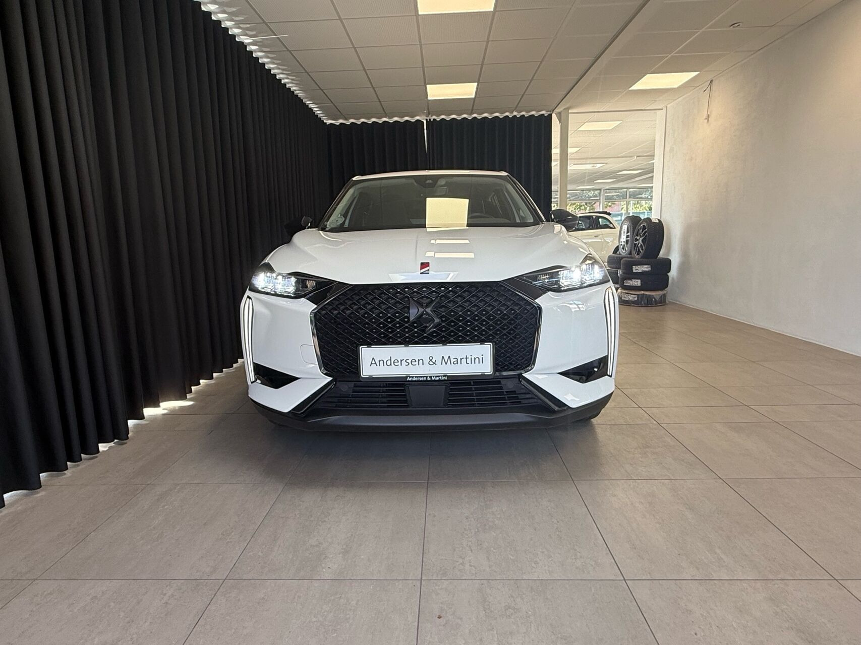 Hvid DS DS 3 CrossBack fra 2025