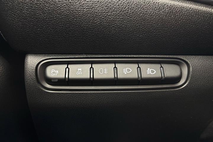 Hvid Fiat 500e fra 2023