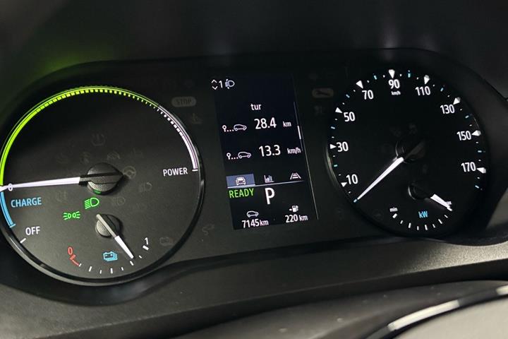 Hvid Nissan Townstar fra 2023
