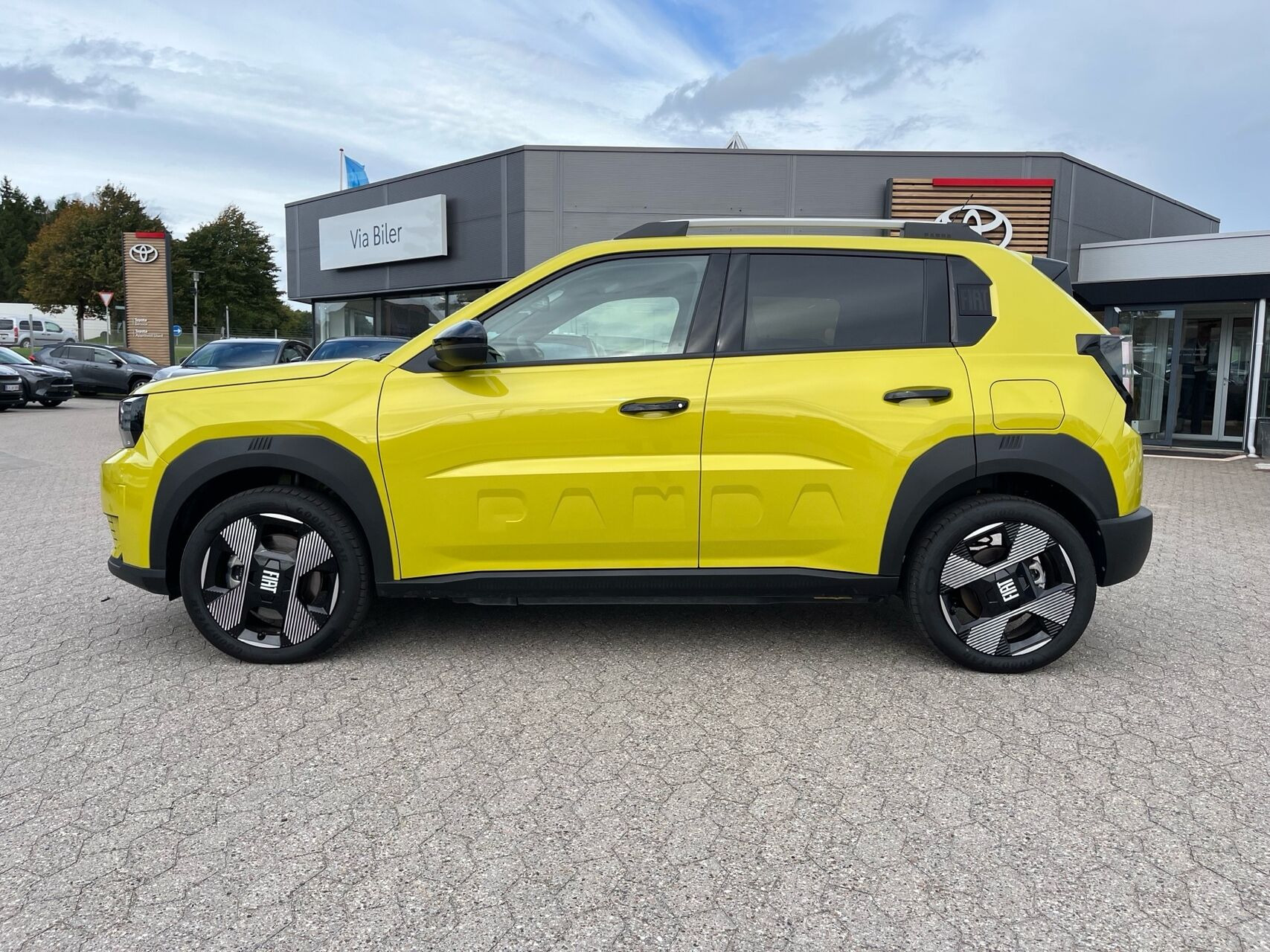 Gul Fiat Grande Panda fra 2025