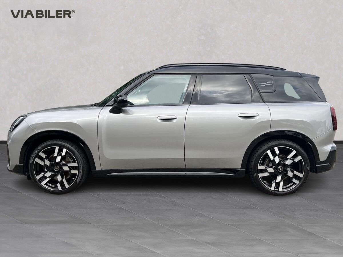 Grå Mini Countryman fra 2025