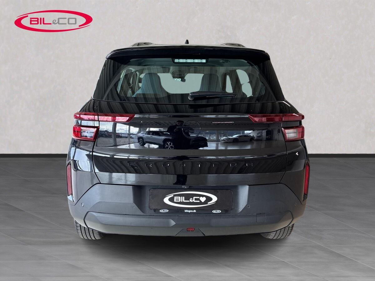 Sort Opel Frontera fra 2025