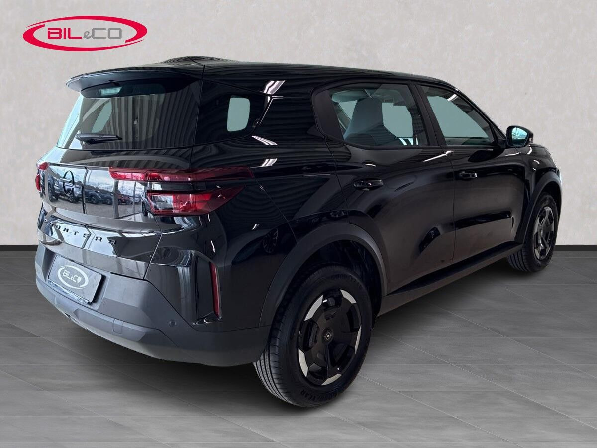 Sort Opel Frontera fra 2025