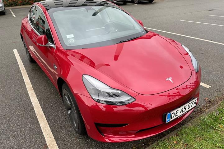 undefined Tesla Model 3 fra 2020