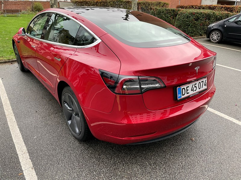 undefined Tesla Model 3 fra 2020