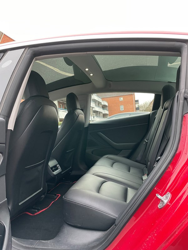 undefined Tesla Model 3 fra 2020