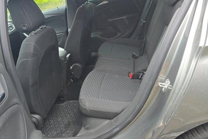 undefined Opel Astra fra 2017