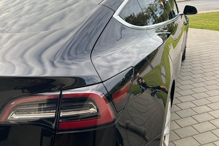 undefined Tesla Model 3 fra 2019