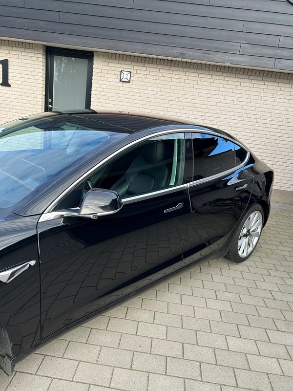 undefined Tesla Model 3 fra 2019