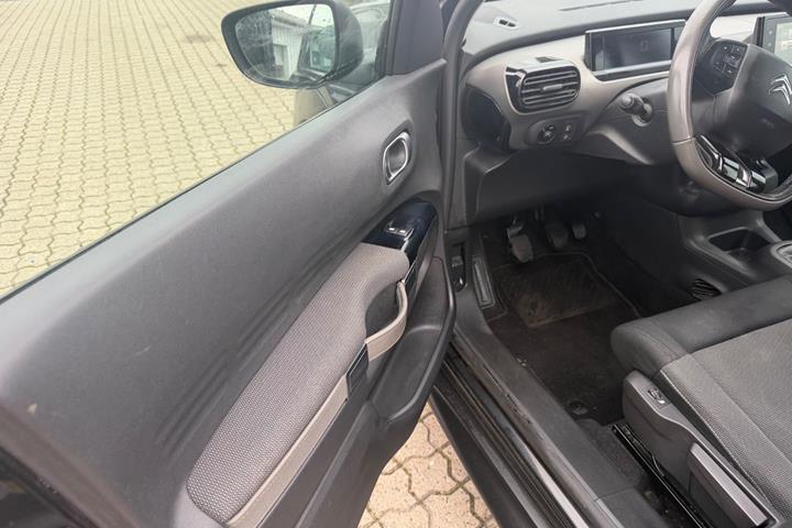 Sort Citroën C4 Cactus fra 2015