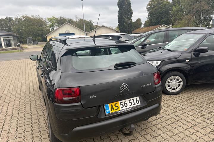 Sort Citroën C4 Cactus fra 2015