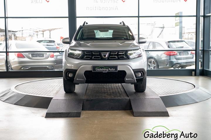 Sølv Dacia Duster fra 2021