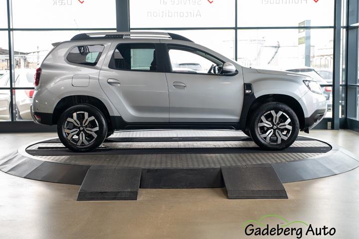 Sølv Dacia Duster fra 2021