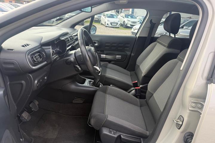 Beige Citroën C3 fra 2021