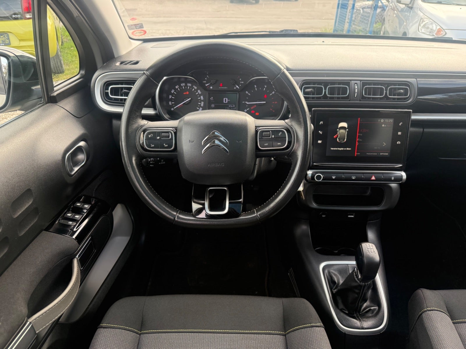 Beige Citroën C3 fra 2019