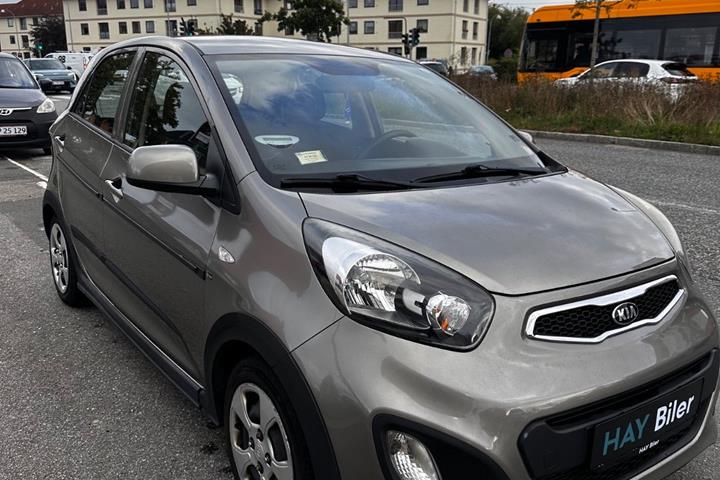 Brun Kia Picanto fra 2014