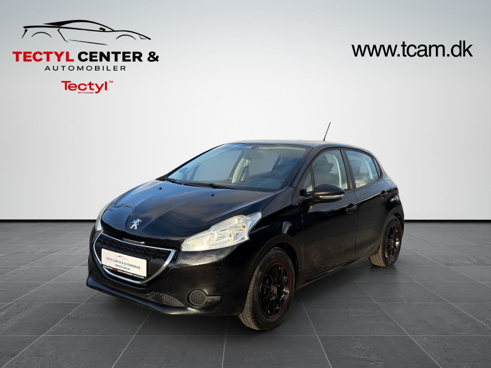 Sort Peugeot 208 fra 2012