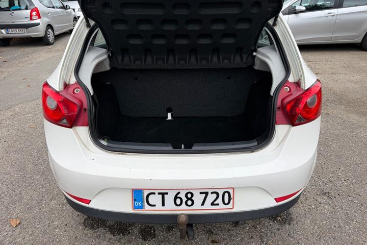Grøn Seat Ibiza fra 2009