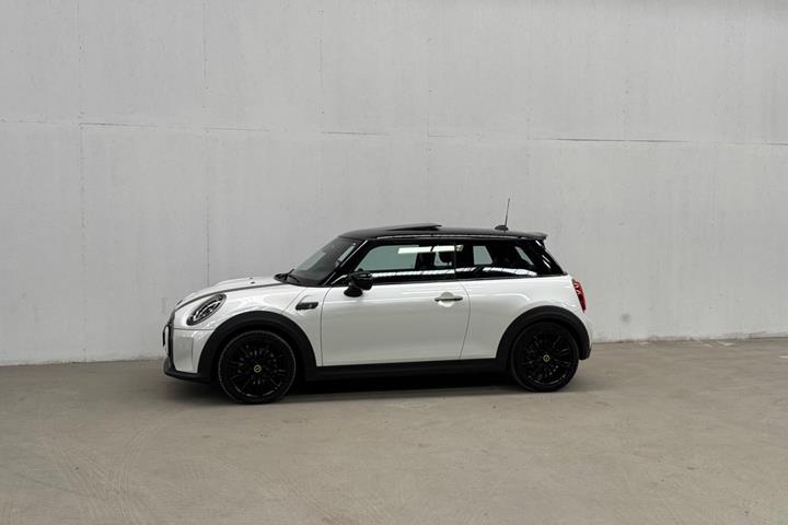 Hvid Mini Cooper SE fra 2023