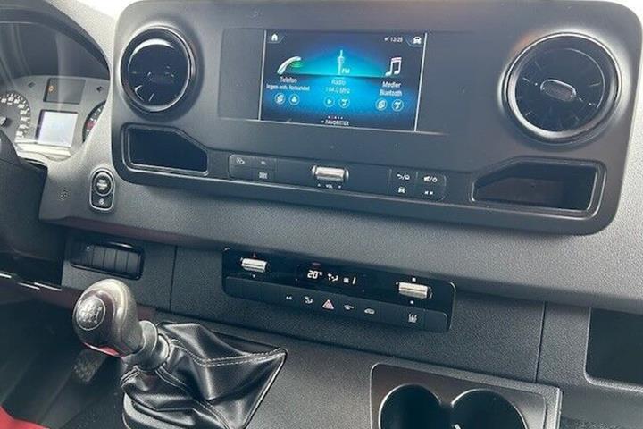 Hvid Mercedes Sprinter 316 fra 2019