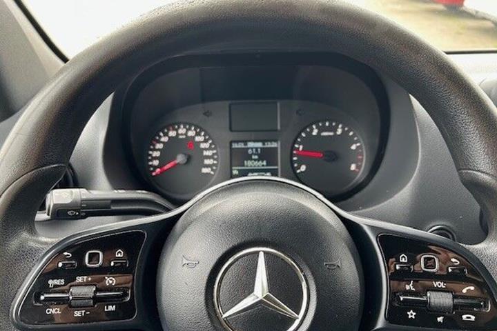 Hvid Mercedes Sprinter 316 fra 2019