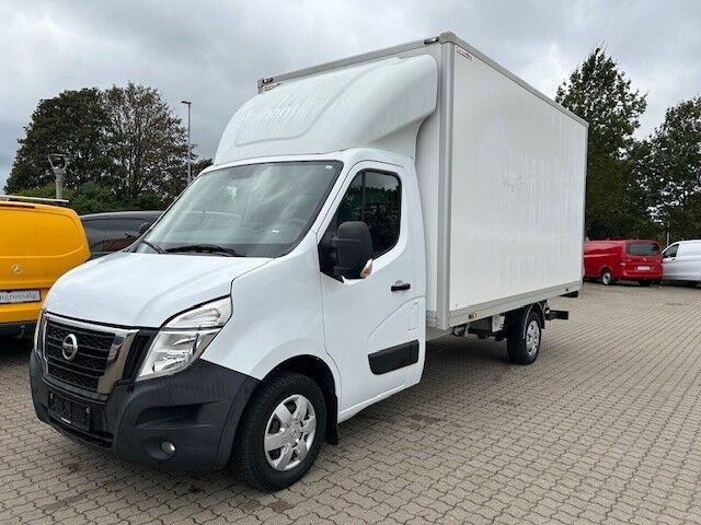 Hvid Nissan NV400 fra 2021