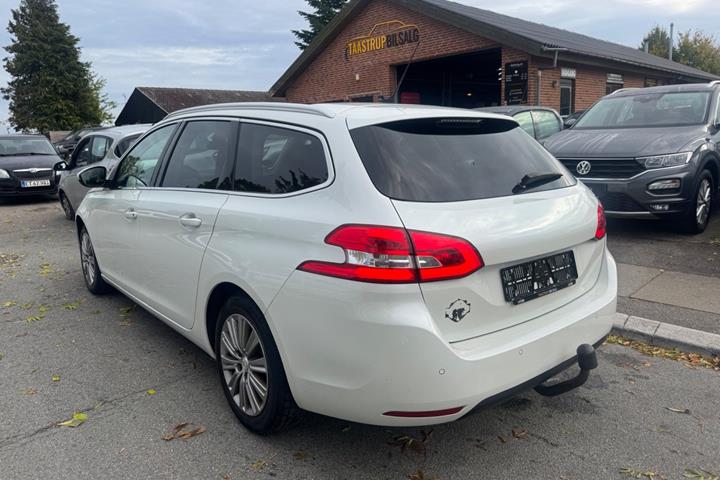 undefined Peugeot 308 fra 2017