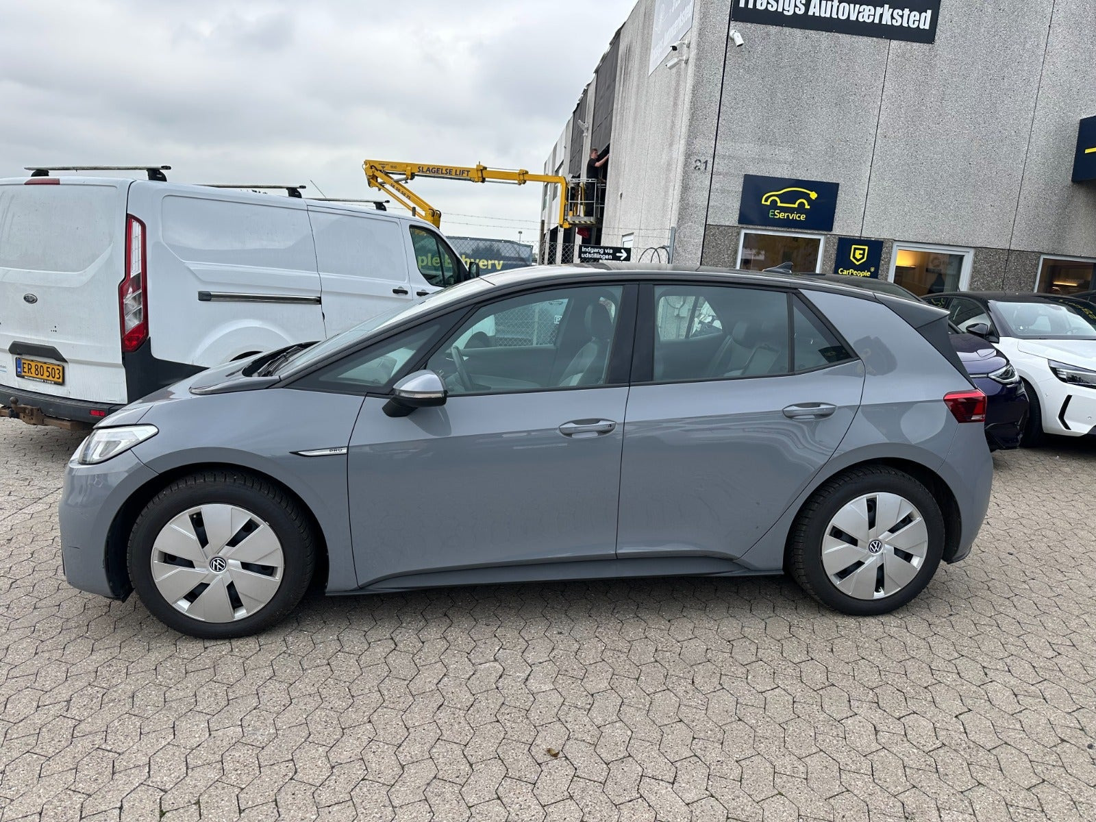 Grå VW ID.3 fra 2023