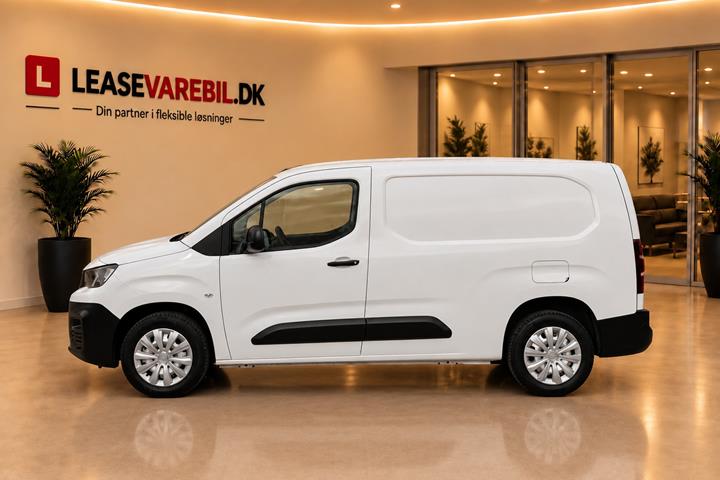 Hvid Peugeot Partner fra 2019