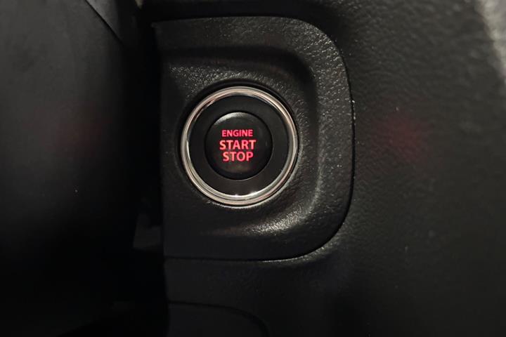 Sort Suzuki Vitara fra 2016
