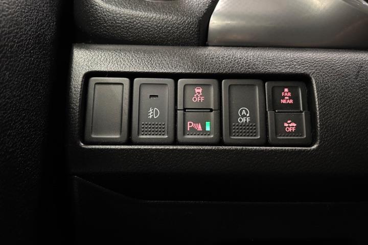 Sort Suzuki Vitara fra 2016