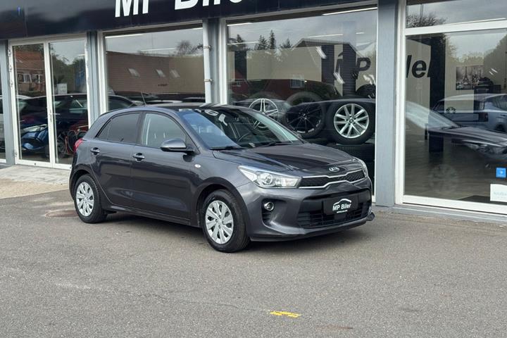 Sort Kia Rio fra 2019