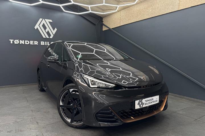 Grå Cupra Born fra 2023