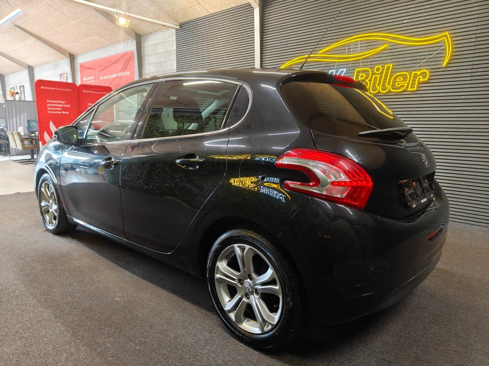 undefined Peugeot 208 fra 2015