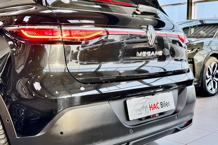 Sort Renault Megane E-Tech fra 2023